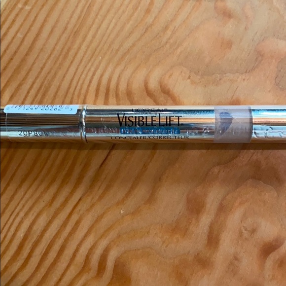 BN L'Oreal visible Lift concealer - Picture 1 of 3